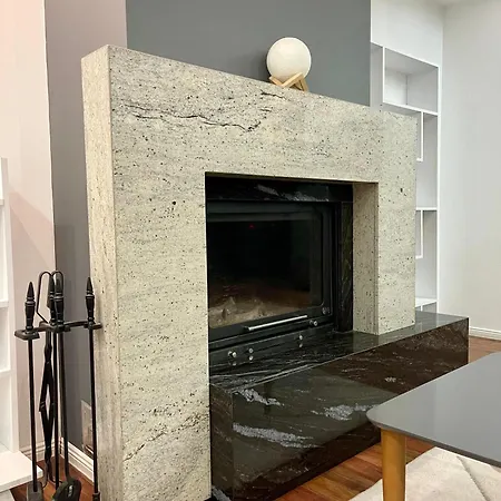 E's Apartman *